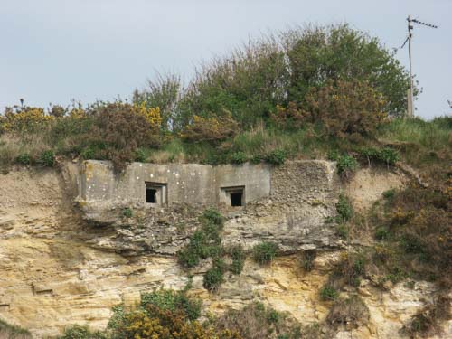 Doppel-MG-Stand im W 71H Vierville - heute kaum noch zu sehen.