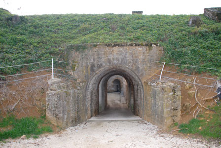 Tor zum Festungsglacis